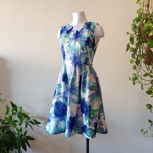 BLUE/GREEN/WHITE FLORAL POCKET DRESS